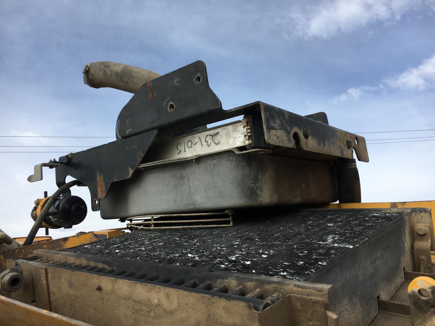 ./imagenes/INVOICE/2019/15720/MINICARGADOR JOHN DEERE 325 PARA PARTES (9).JPG